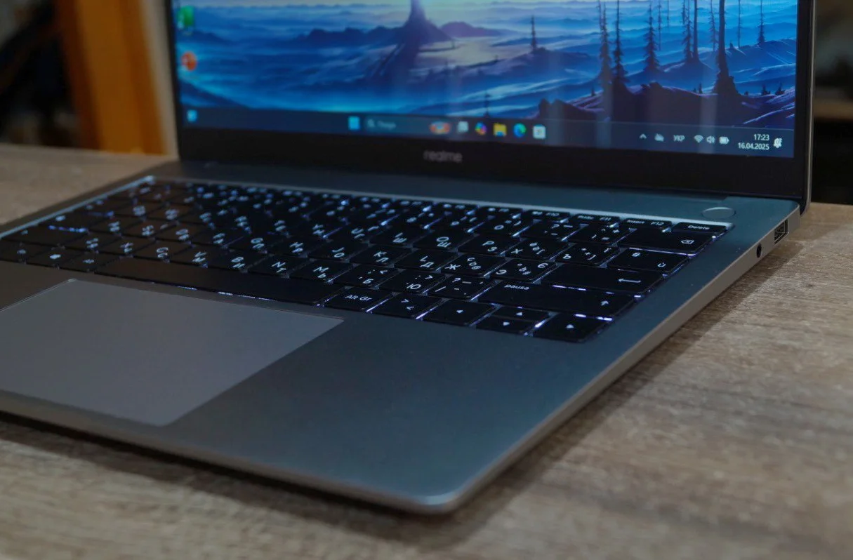 Ноутбук Realme CloudBook Pro Б/У preview 3
