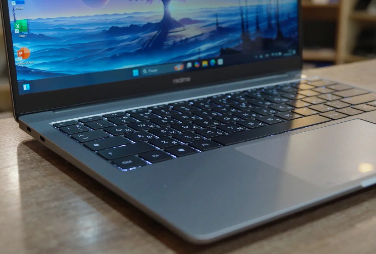 Ноутбук Realme CloudBook Pro Б/У preview 2