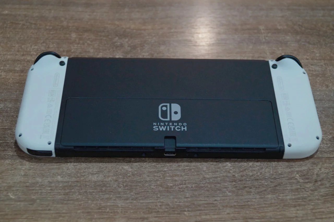 Портативна ігрова консоль Nintendo Switch OLED + USB адаптер 8BitDo USB Wireless Adapter Б/У preview 5
