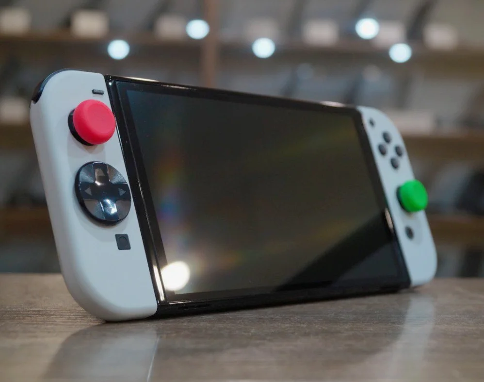 Портативна ігрова консоль Nintendo Switch OLED + USB адаптер 8BitDo USB Wireless Adapter Б/У preview 7