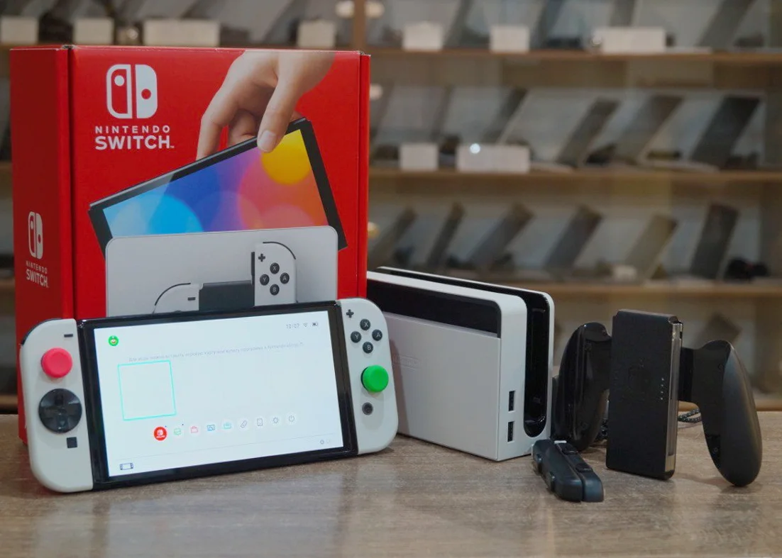 Портативна ігрова консоль Nintendo Switch OLED + USB адаптер 8BitDo USB Wireless Adapter Б/У 1