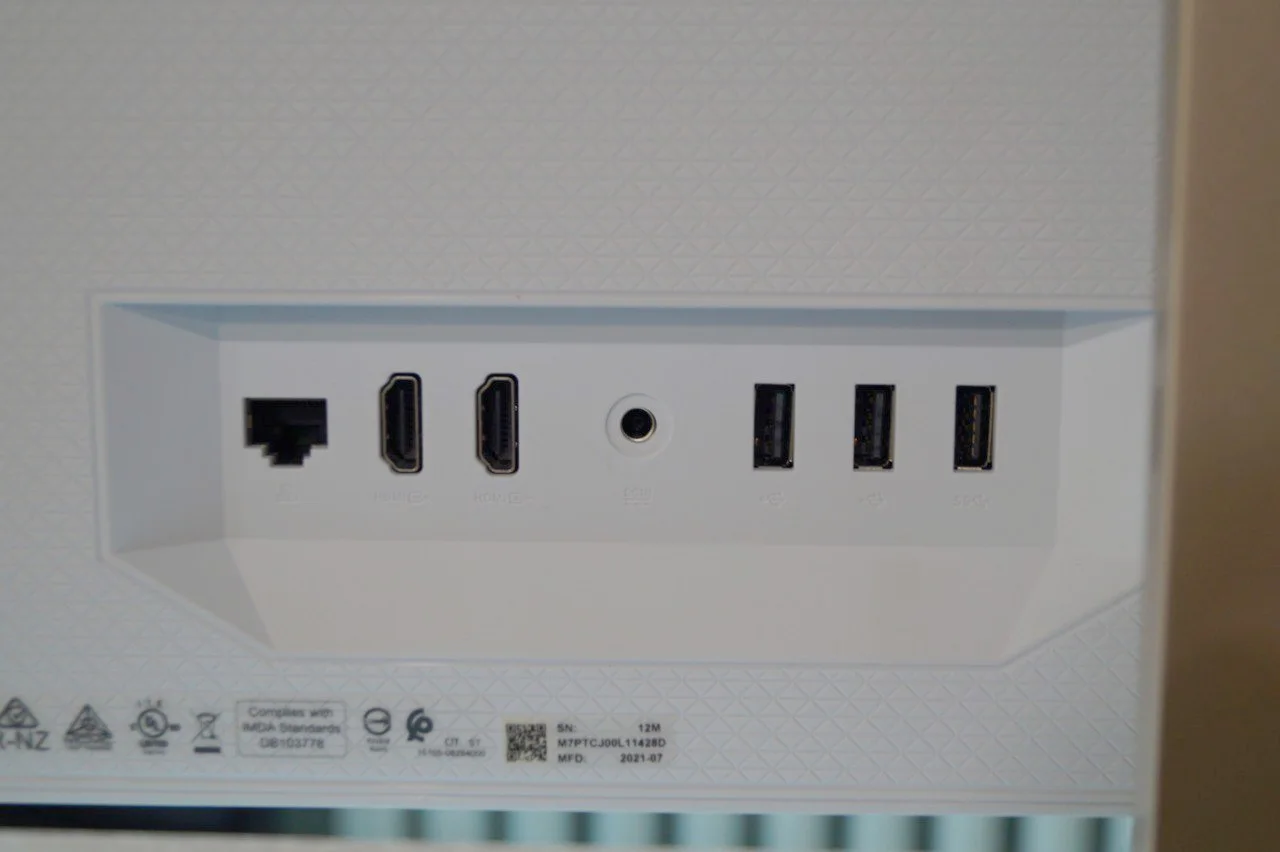 Моноблок Asus All-in-One F5401WUAK Б/У preview 4