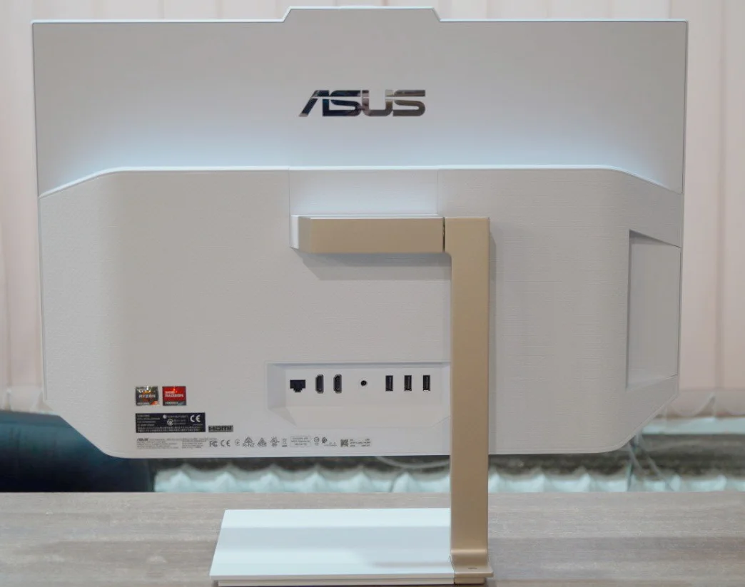 Моноблок Asus All-in-One F5401WUAK Б/У preview 5