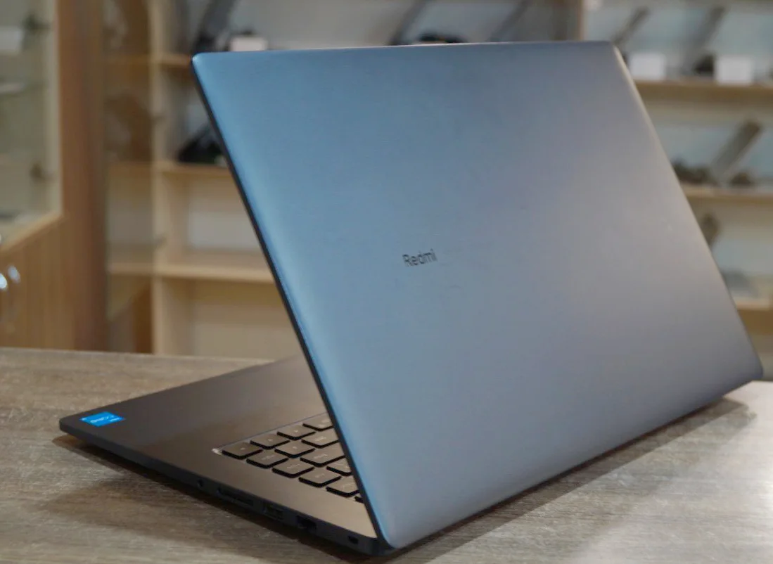 Ноутбук Xiaomi RedmiBook 15 Б/У Екран 15.6 (1920x1080) FullHD LED / Intel Core i3-1115G4 4.1 Г preview 2