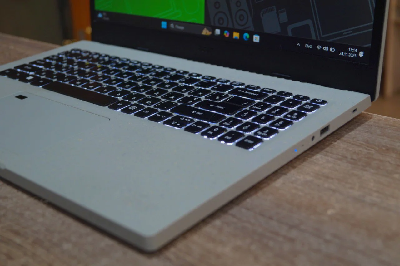 Ноутбук Acer Aspire Vero AV15-51 Б/У preview 4