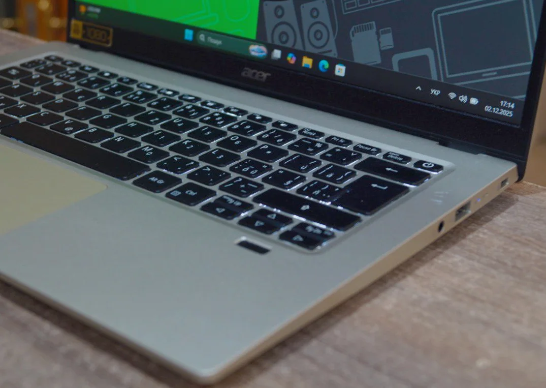 Ноутбук Acer Swift SF114-33 Б/У preview 3