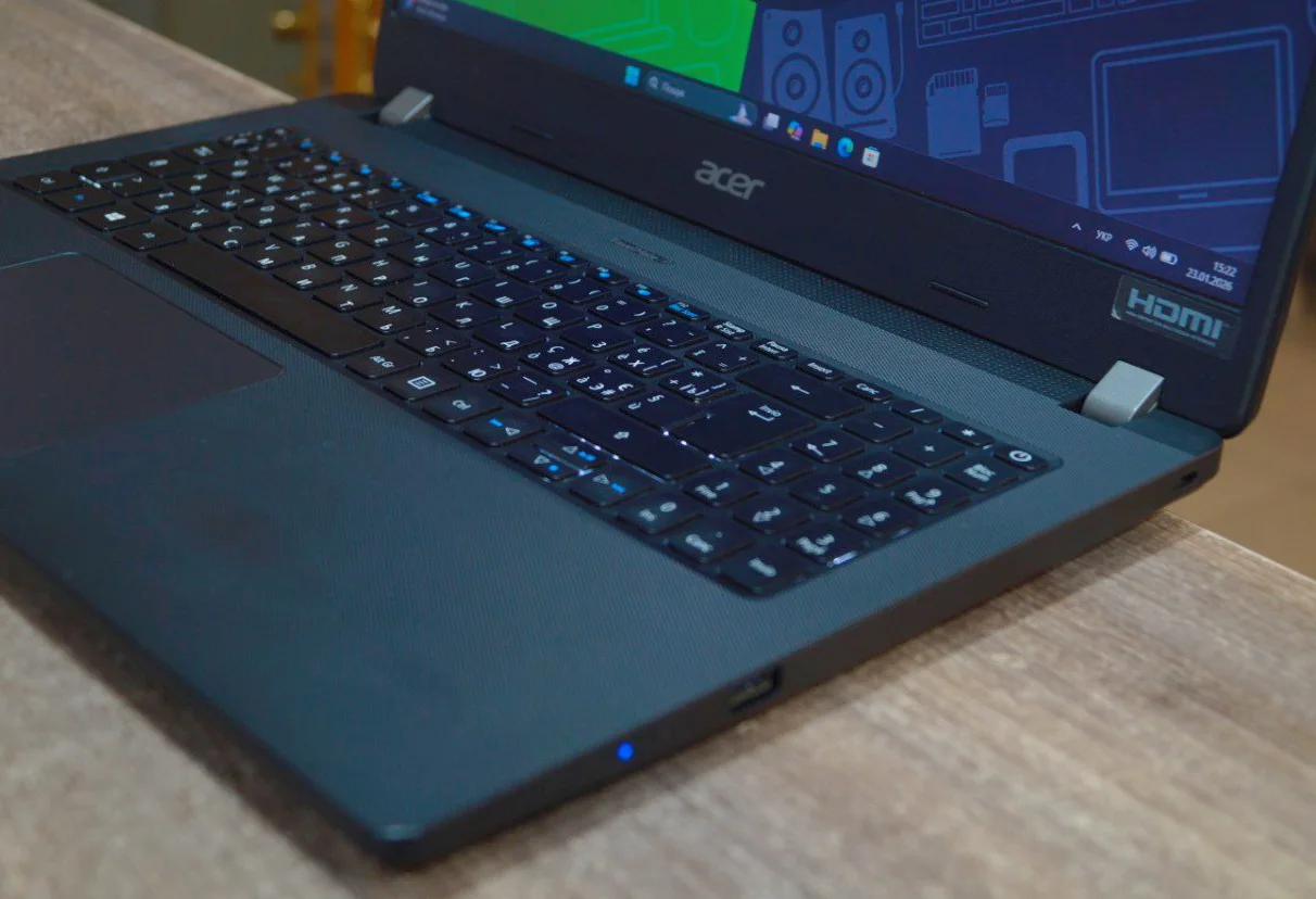 Ноутбук Acer TravelMate P215-52 Б/У preview 2