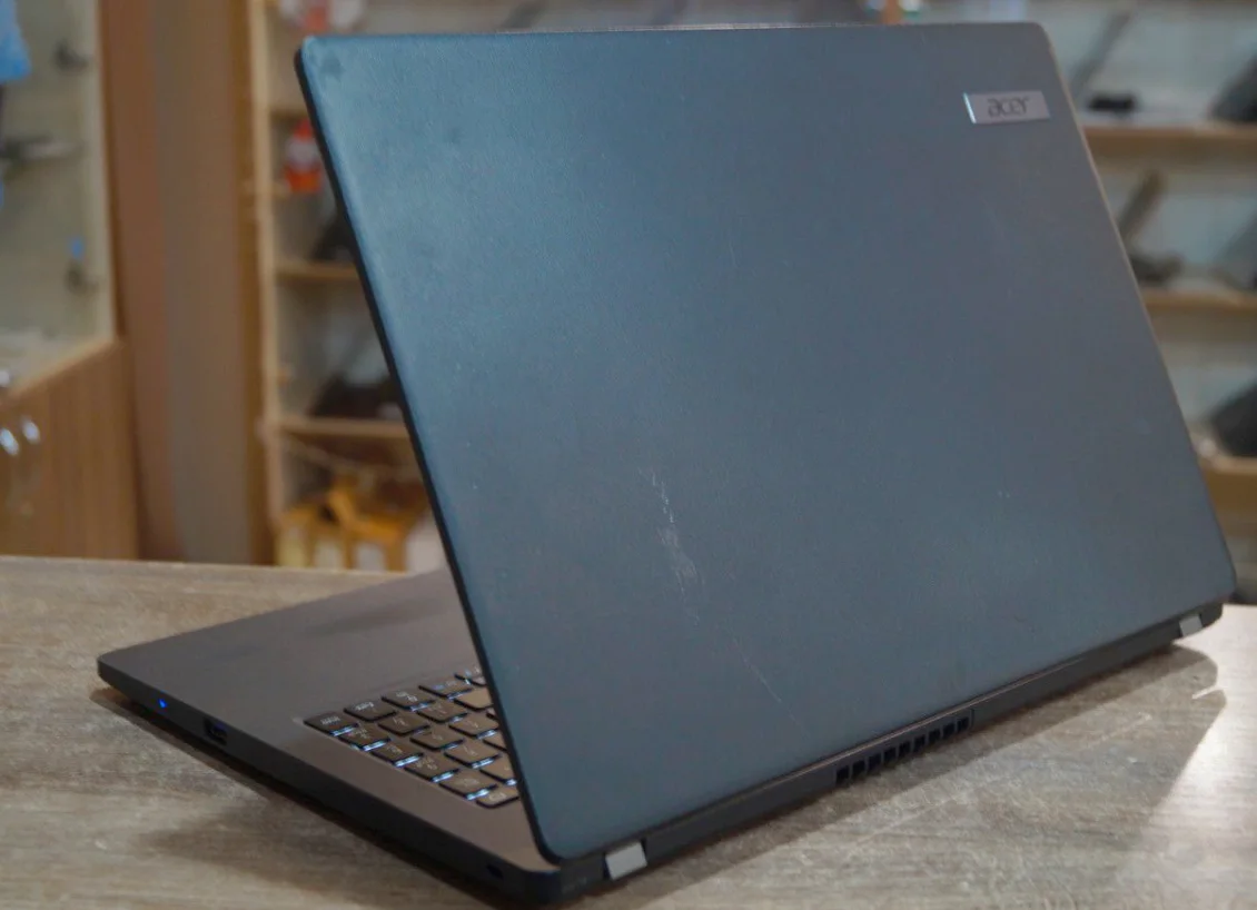 Ноутбук Acer TravelMate P215-52 Б/У preview 4