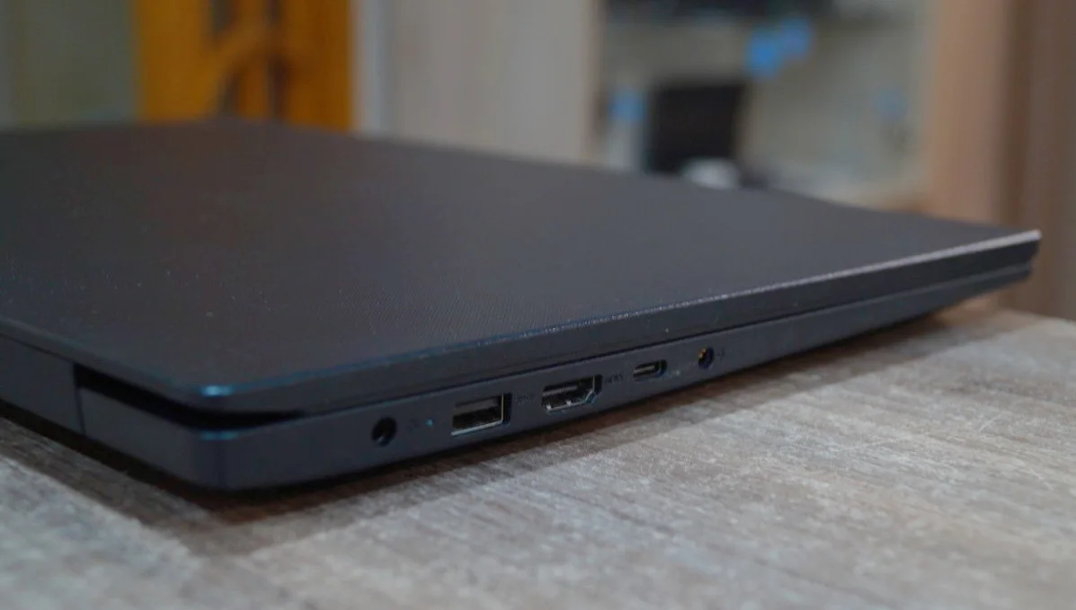 Ноутбук Lenovo IdeaPad  V15 G4 AM0N Б/У preview 5