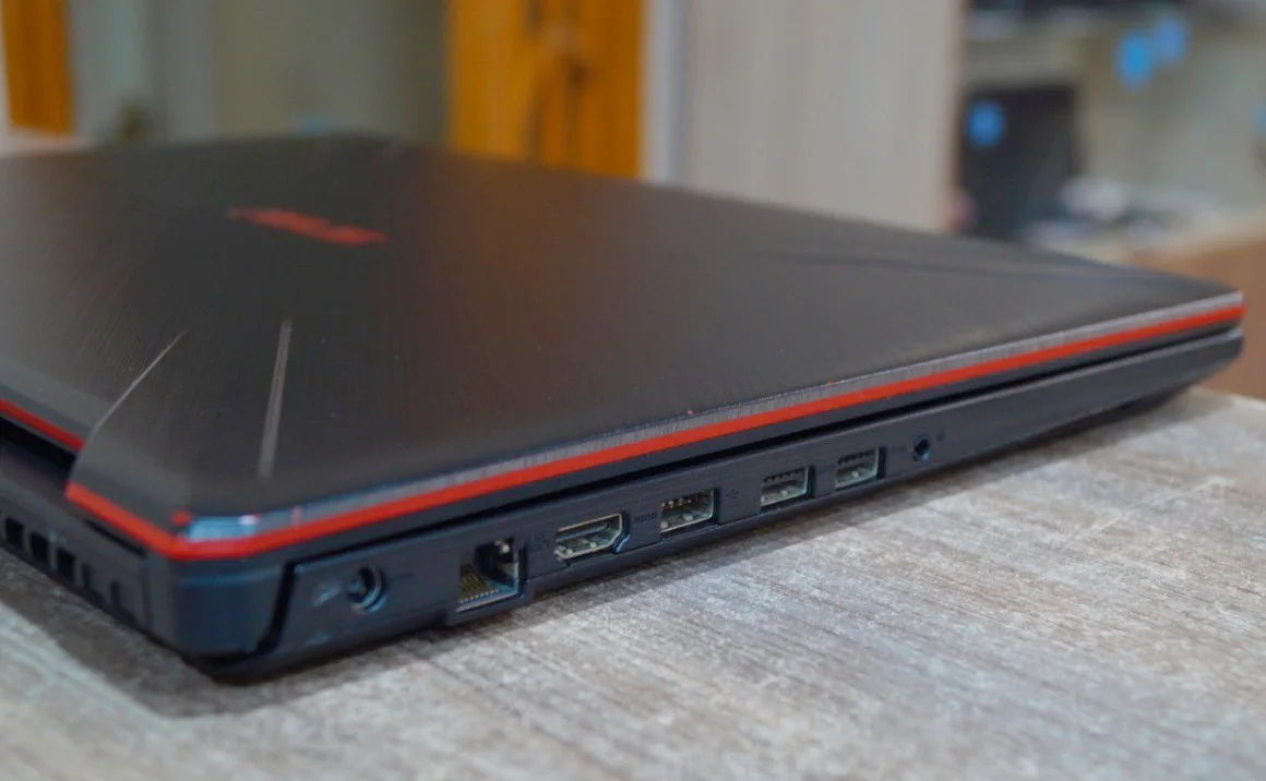Ноутбук Asus TUF Gaming FX705DY Б/У preview 6