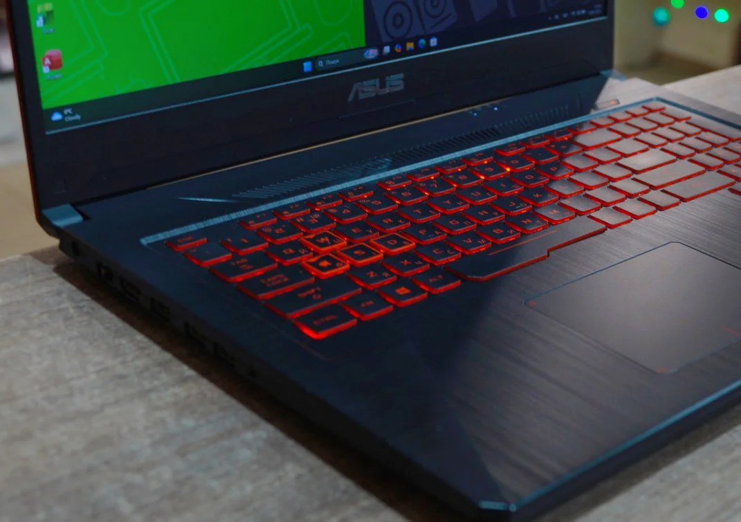 Ноутбук Asus TUF Gaming FX705DY Б/У preview 2