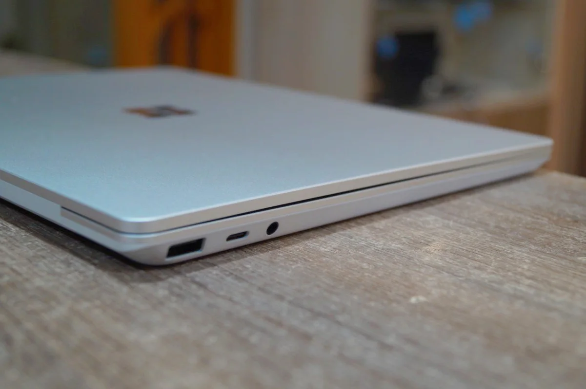 Ноутбук Microsoft Surface Laptop GO 3 Б/У preview 2