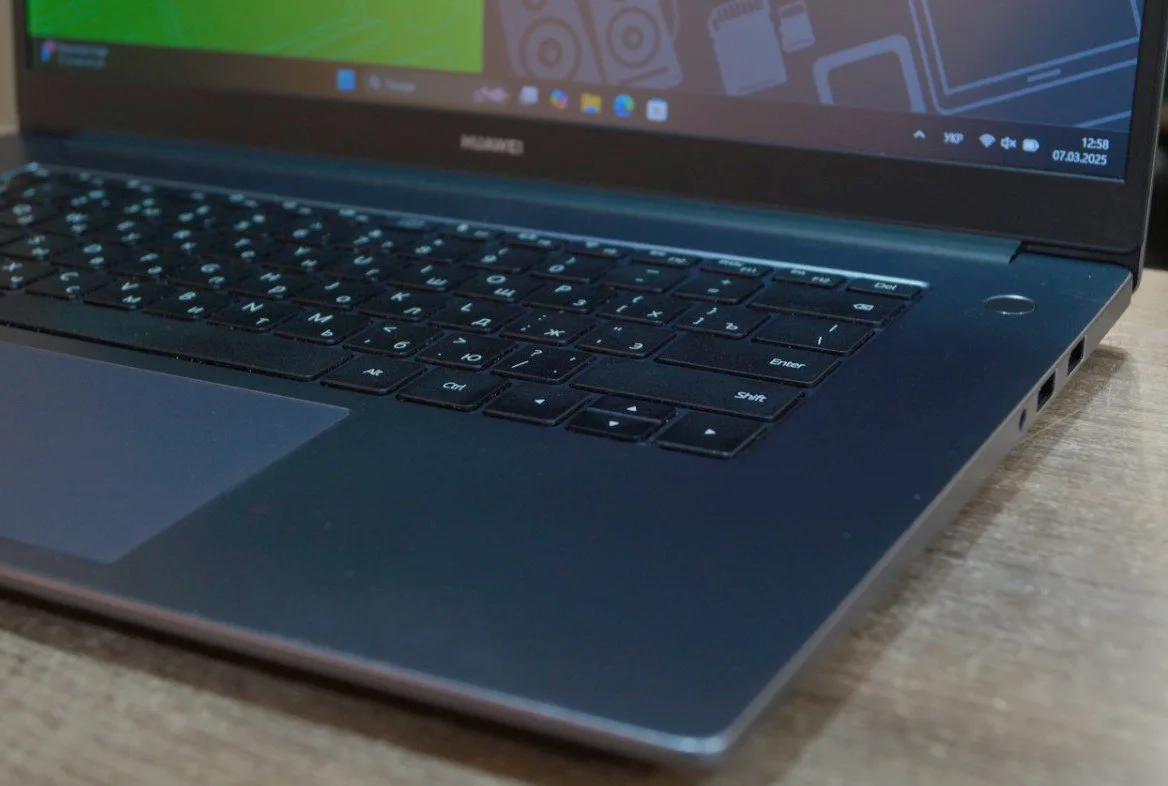 Ноутбук Huawei MateBook D15 Б/У preview 3