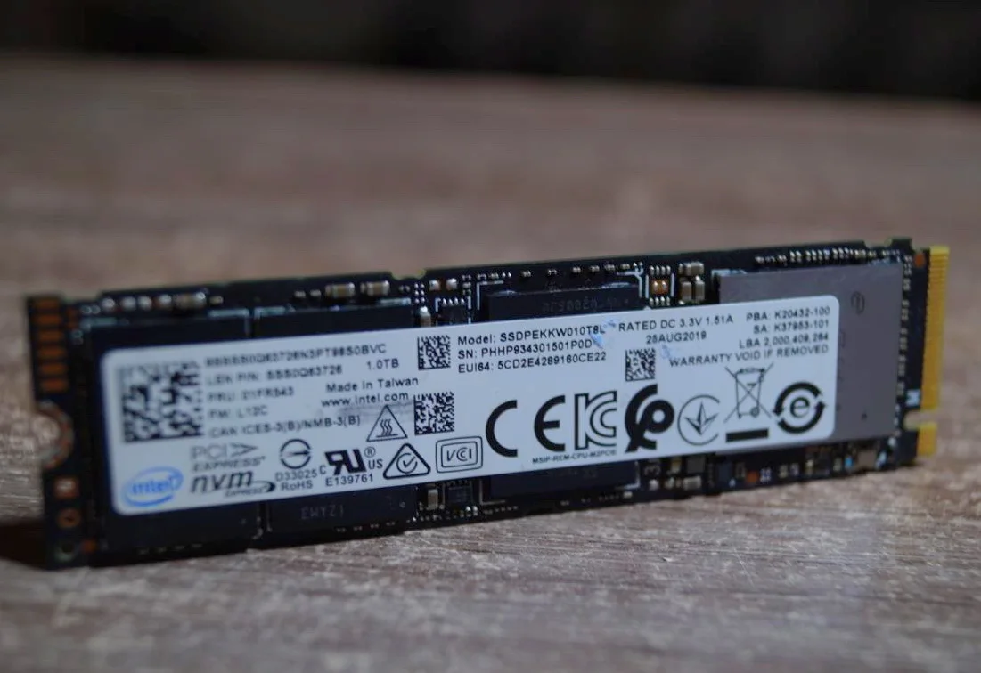 SSD накопичувач Intel 760p Series 1 TB (SSDPEKKW010T8) Б/У