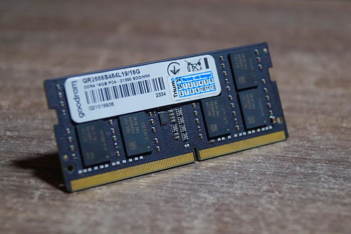 Пам'ять для ноутбуків Wilk Electronic 16 GB SO-DIMM DDR4 2666 MHz