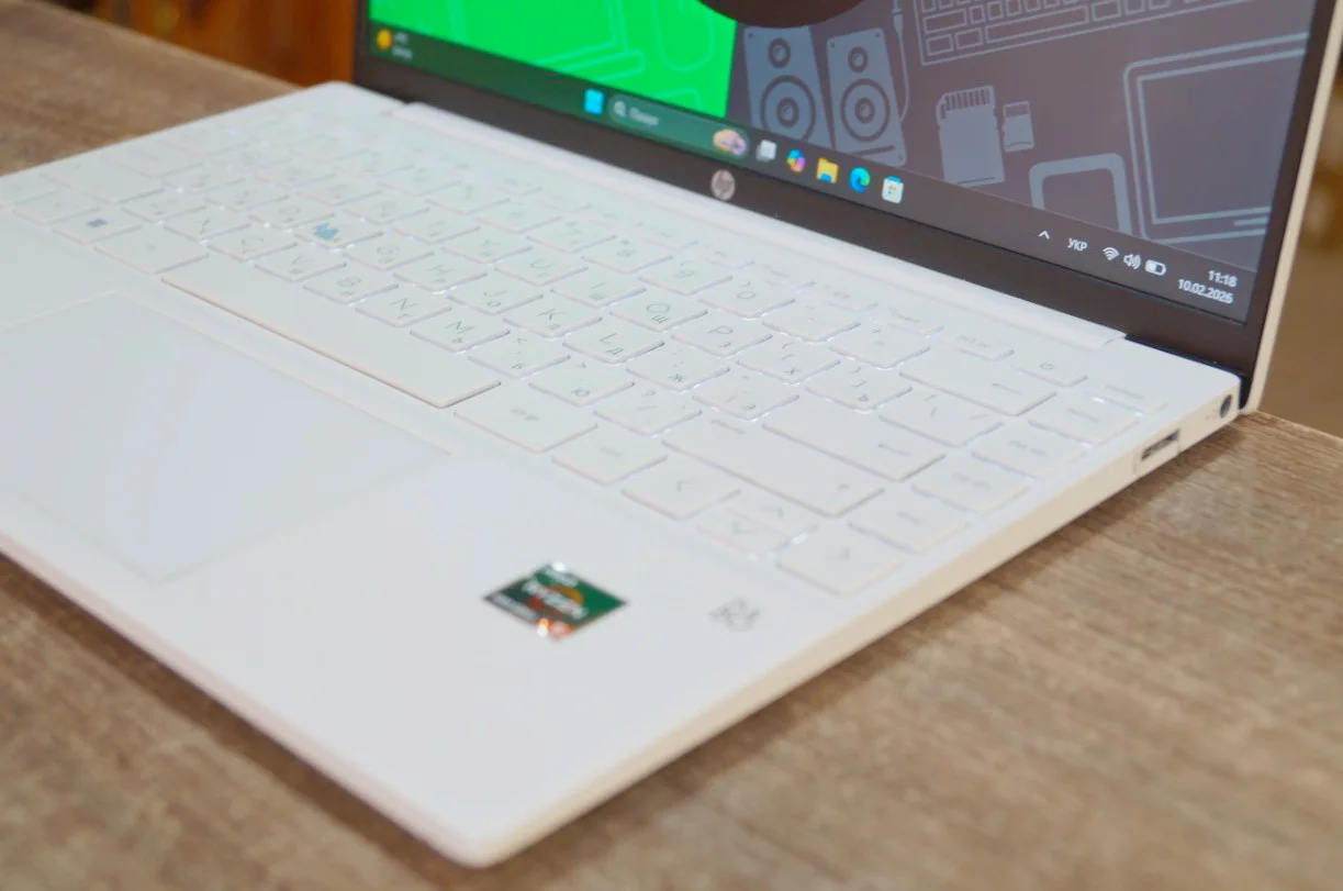 Ноутбук HP Pavilion Aero 13-be0xxx Б/У preview 2