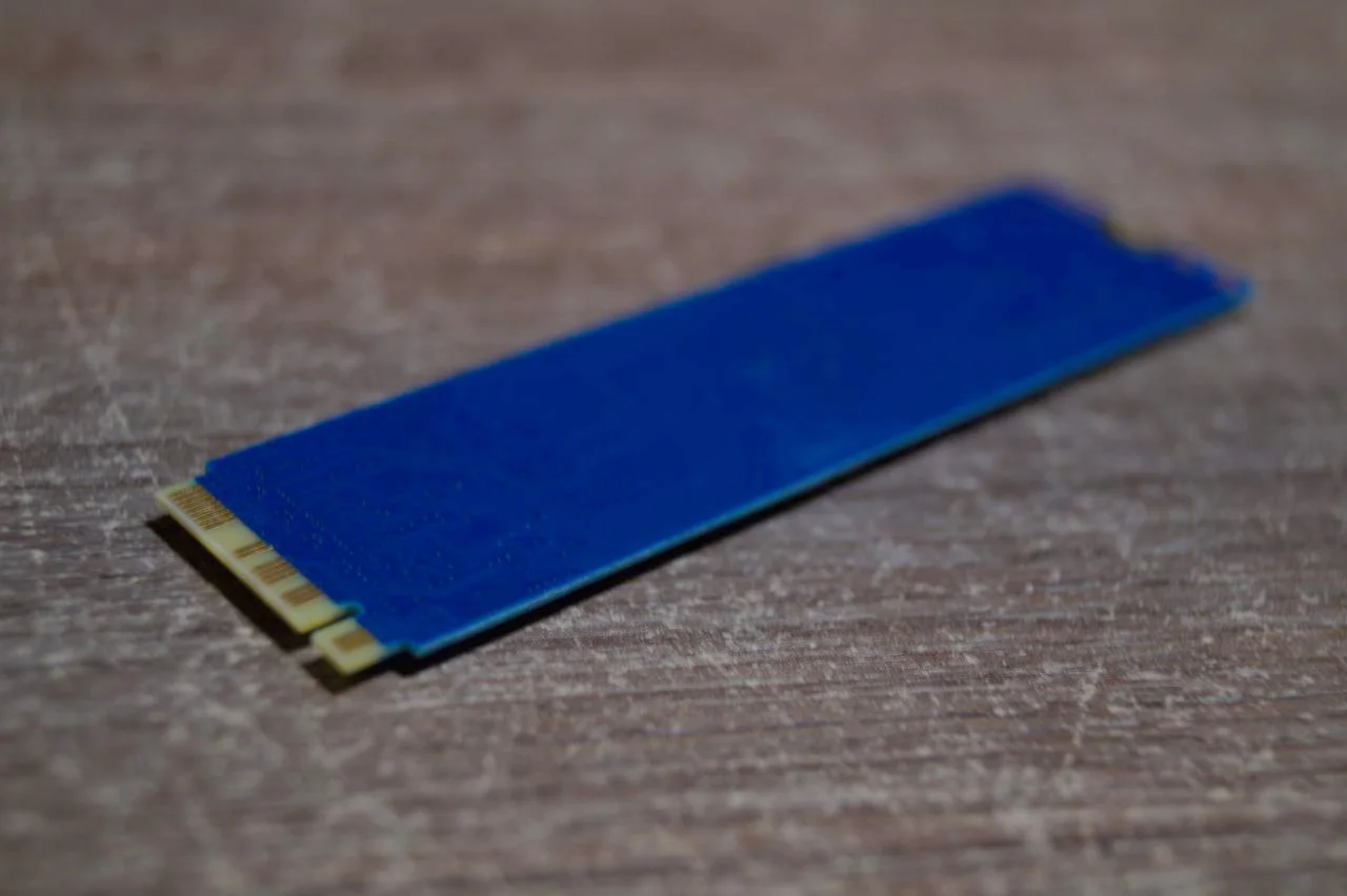 SSD накопичувач Kingston NV2 2 TB (SNV2S/2000G) Б/У preview 3