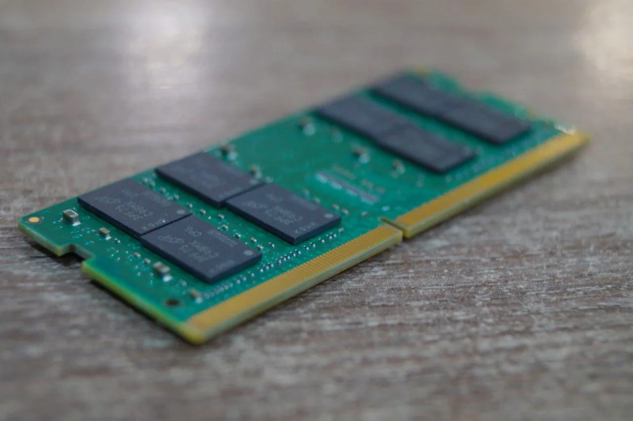 Пам'ять для ноутбуків Micron Crutial 32 GB SO-DIMM DDR4 3200 MHz preview 3