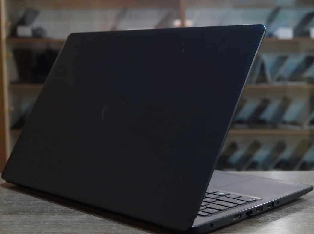 Ноутбук Dell Vostro 3590 Б/У preview 3