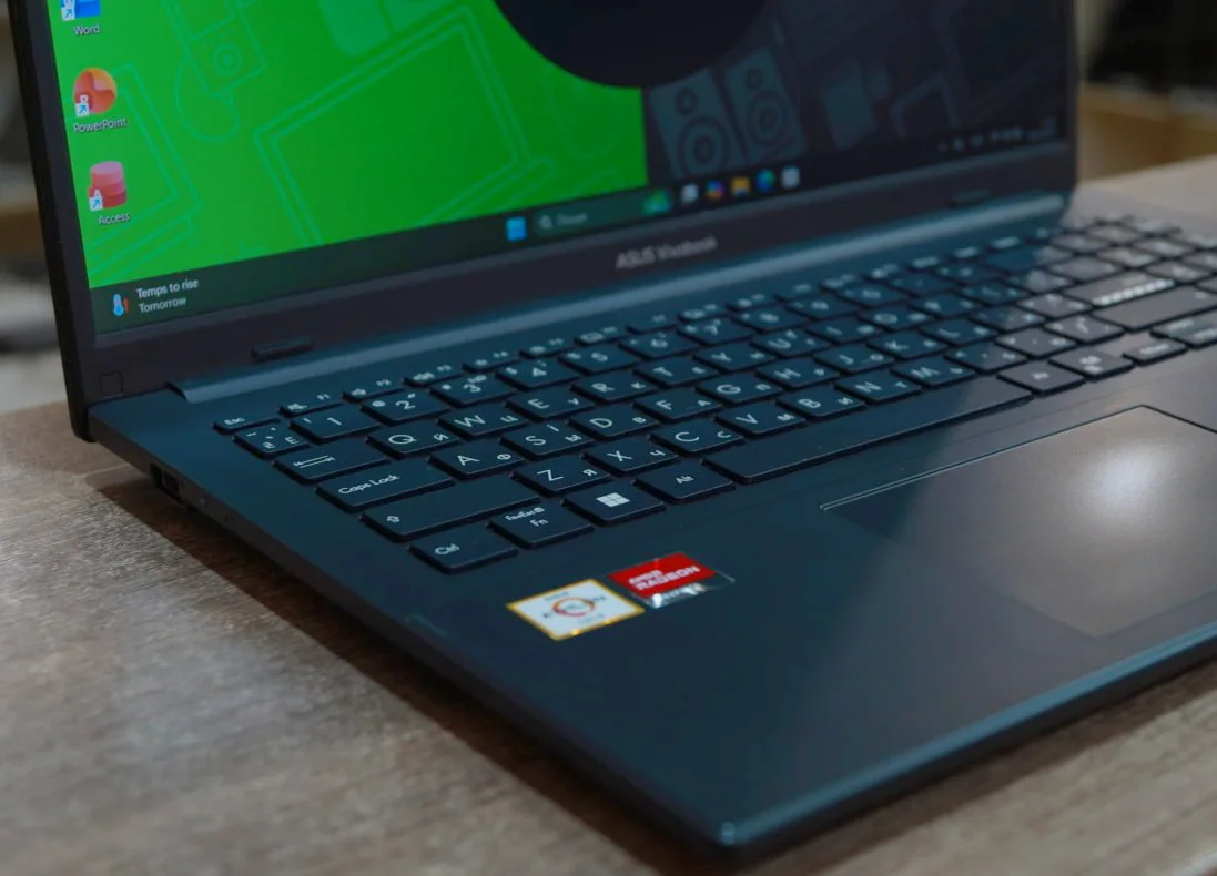 Ноутбук Asus VivoBook E1504FA Б/У preview 2