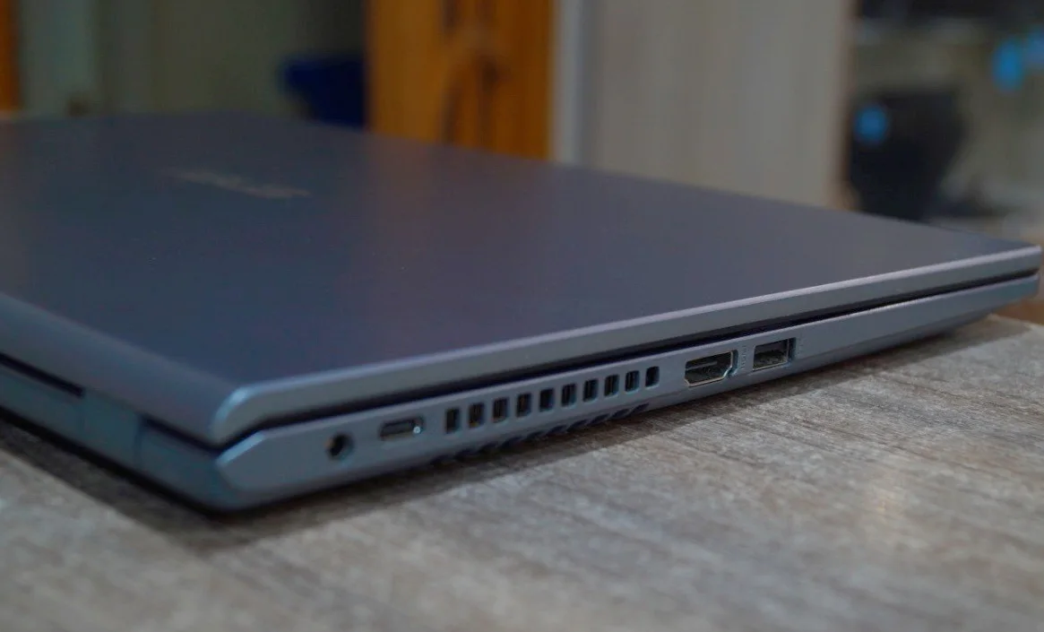 Ноутбук Asus VivoBook 15 X515JF Б/У preview 3