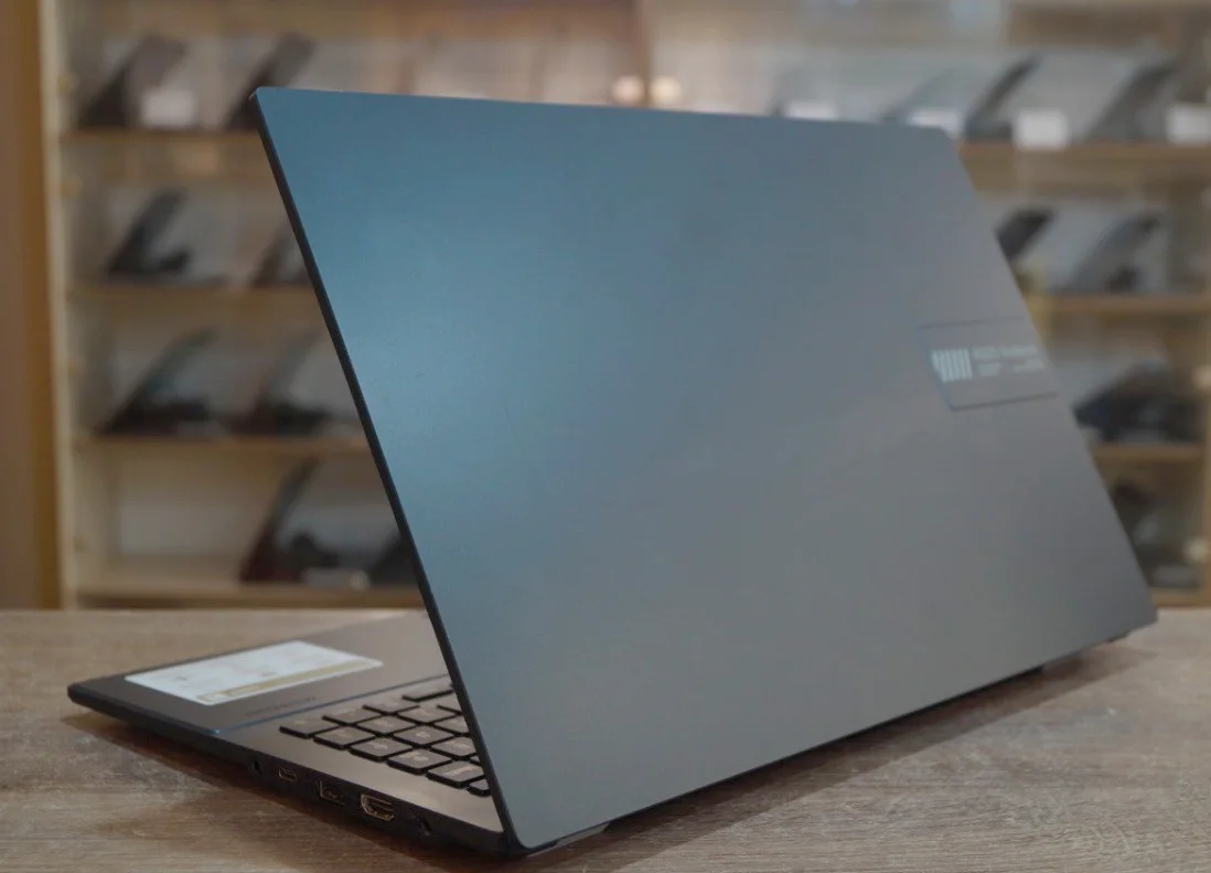Ноутбук Asus VivoBook E1504FA Б/У preview 3