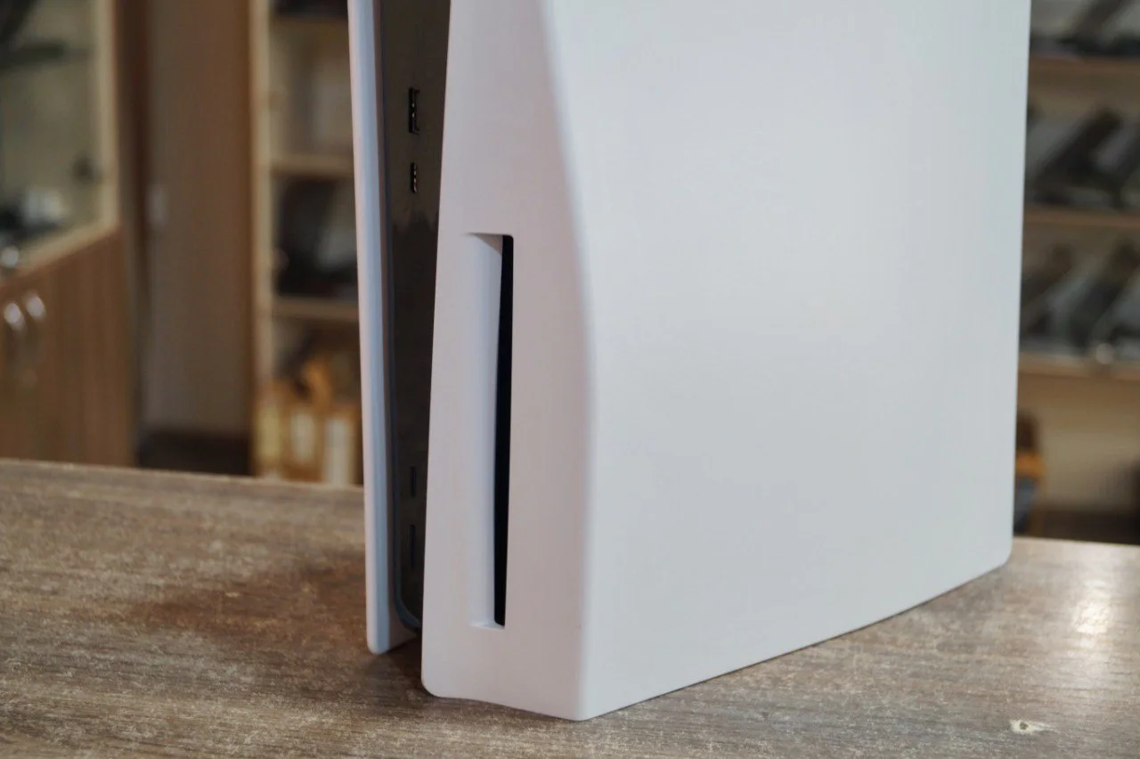 Ігрова консоль Sony PlayStation 5 Blu-ray Edition Б/У preview 2