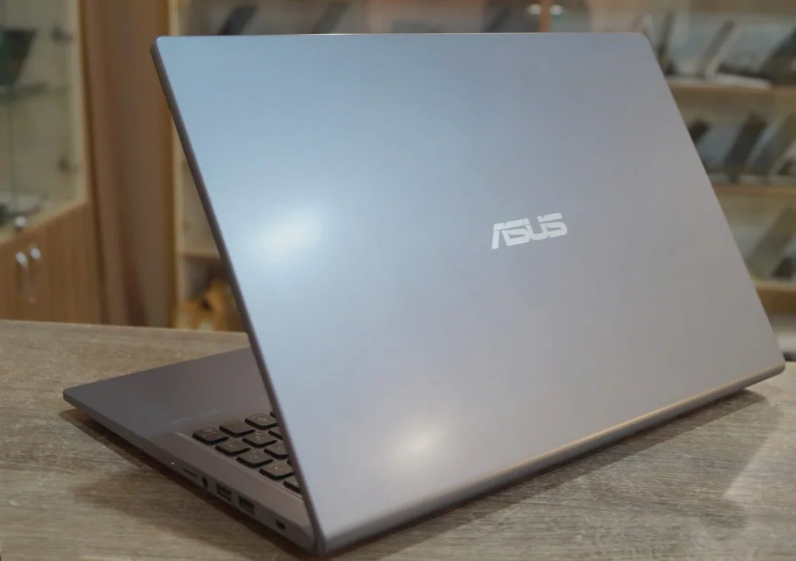 Ноутбук Asus VivoBook X515JF Б/У preview 3