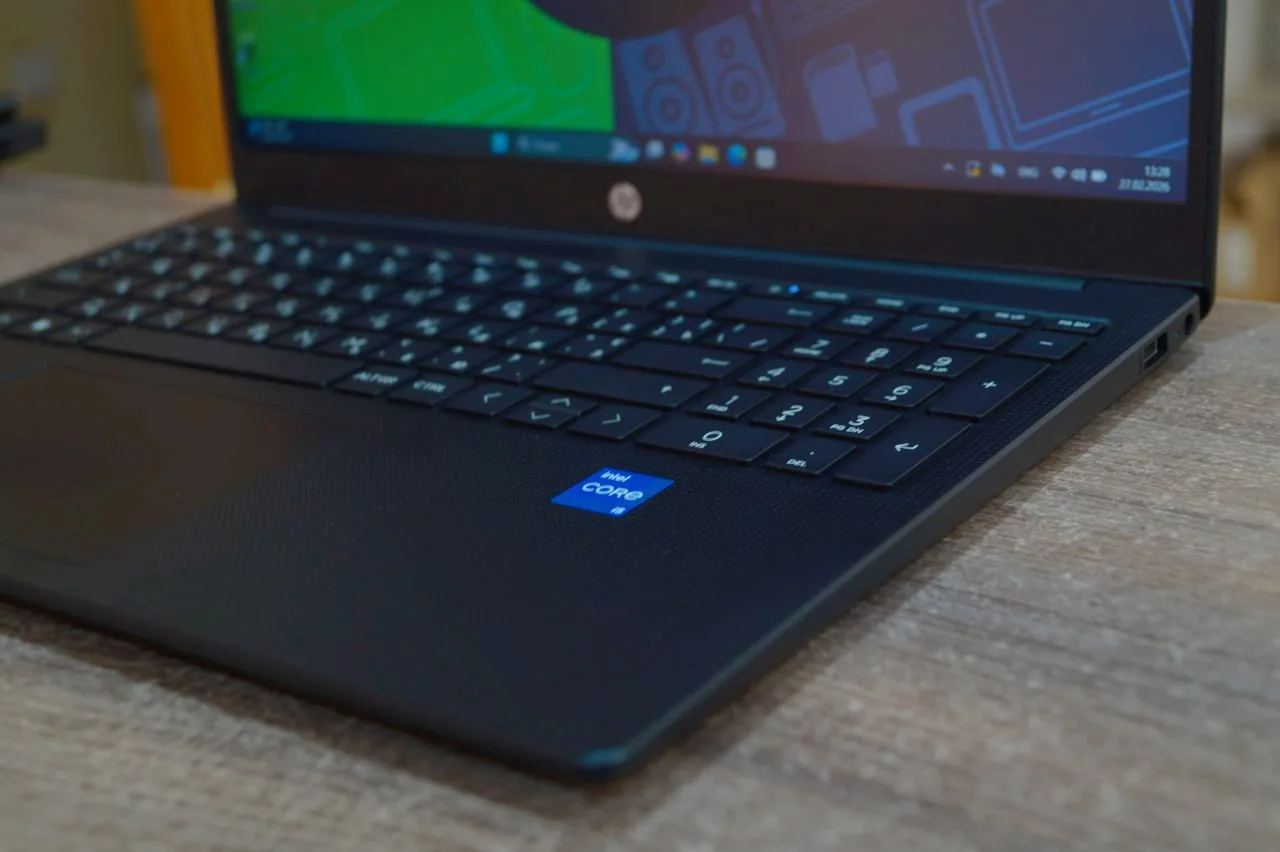 Ноутбук HP Laptop 15-fd0xxx Б/У preview 4