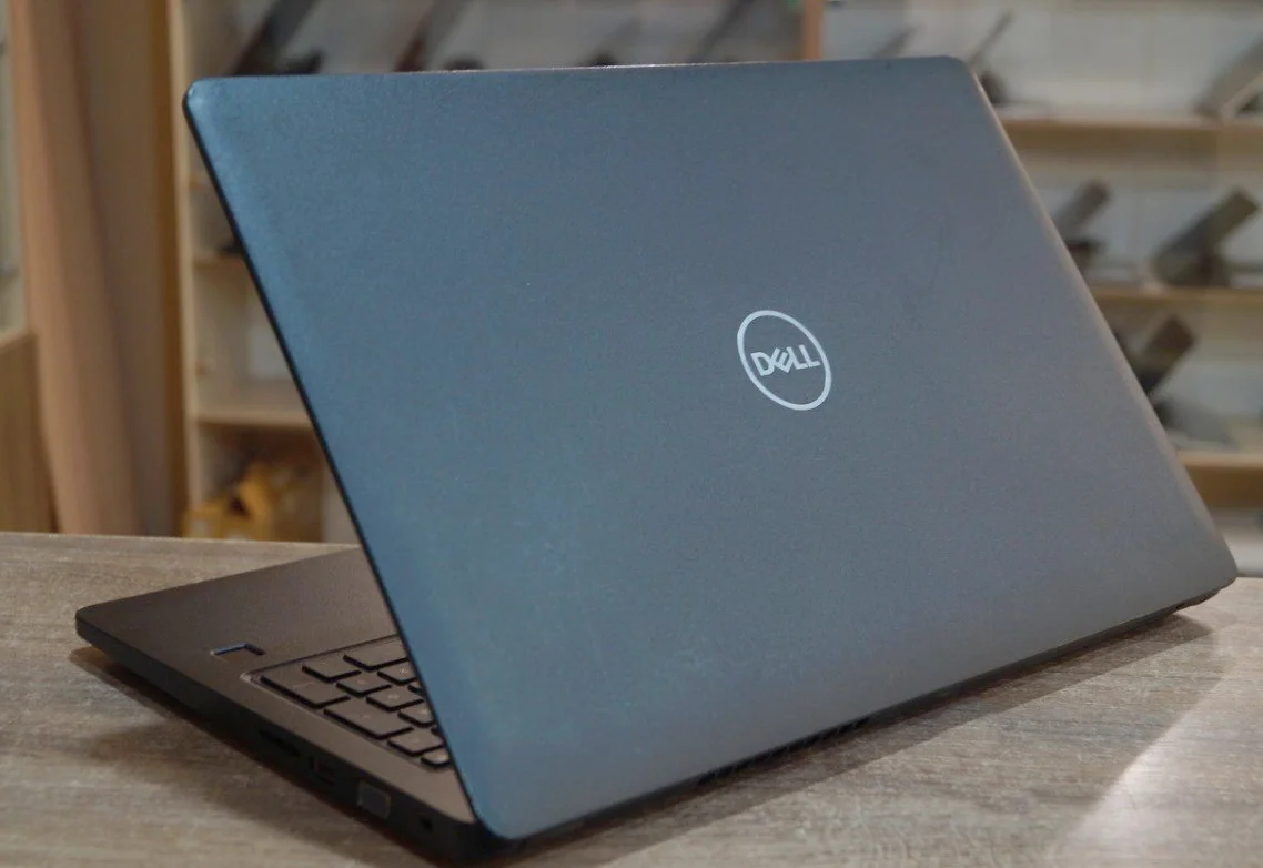Ноутбук Dell Latitude 3580 Б/У preview 3