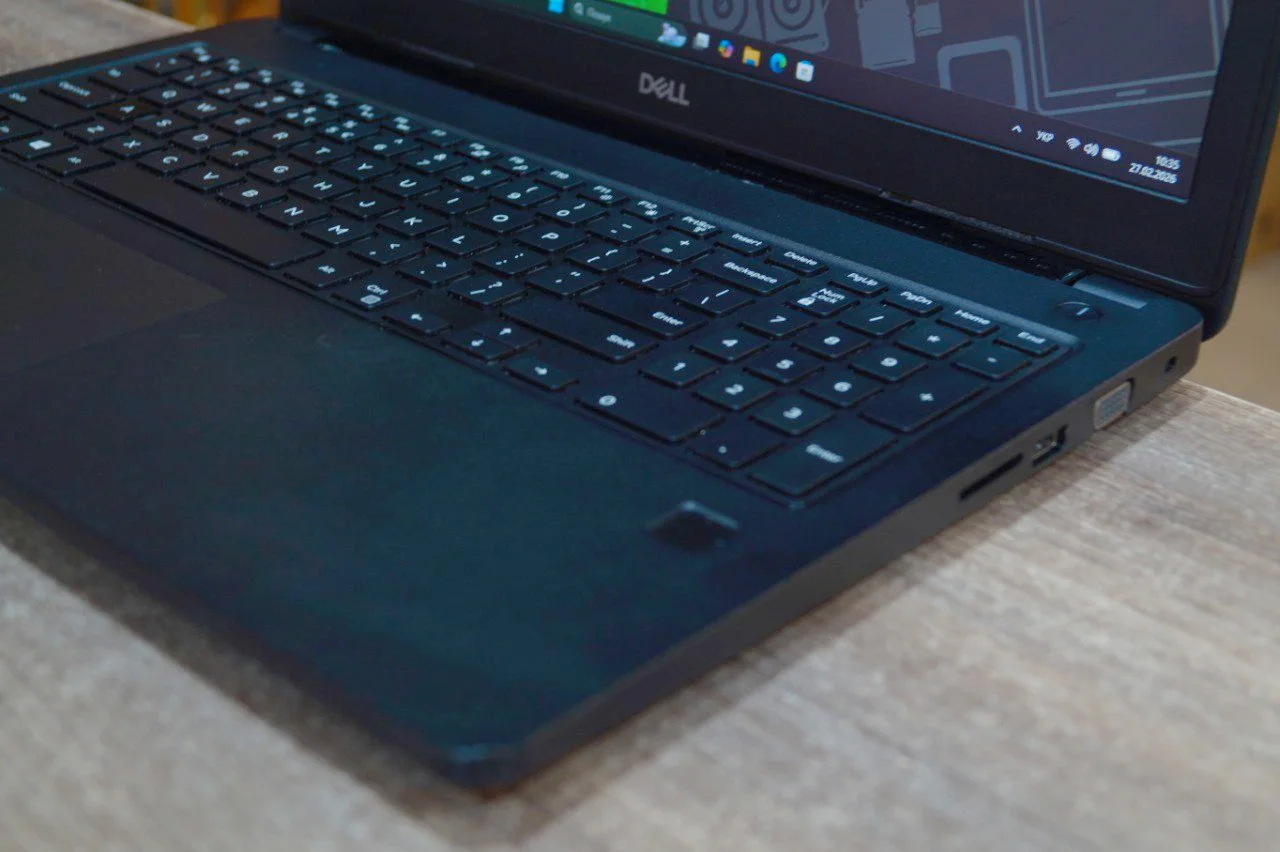 Ноутбук Dell Latitude 3580 Б/У preview 8