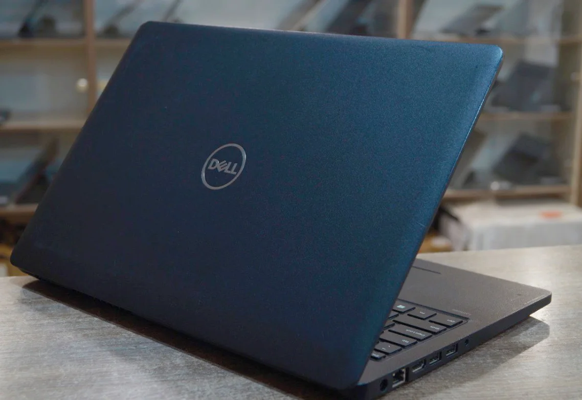 Ноутбук Dell Latitude 3580 Б/У preview 2