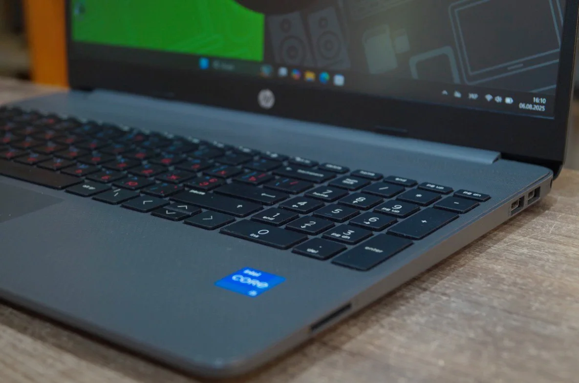 Ноутбук HP Laptop 15-dw3xxx Б/У preview 2