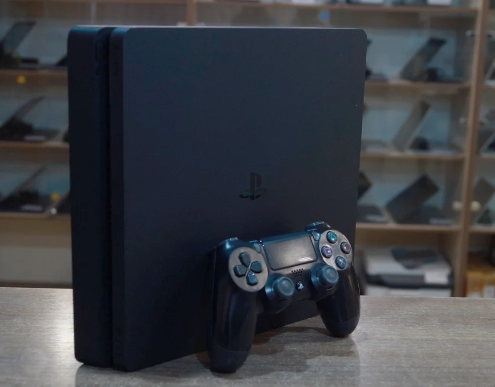 Ігрова консоль Sony PlayStation 4 Slim 1000 GB 1