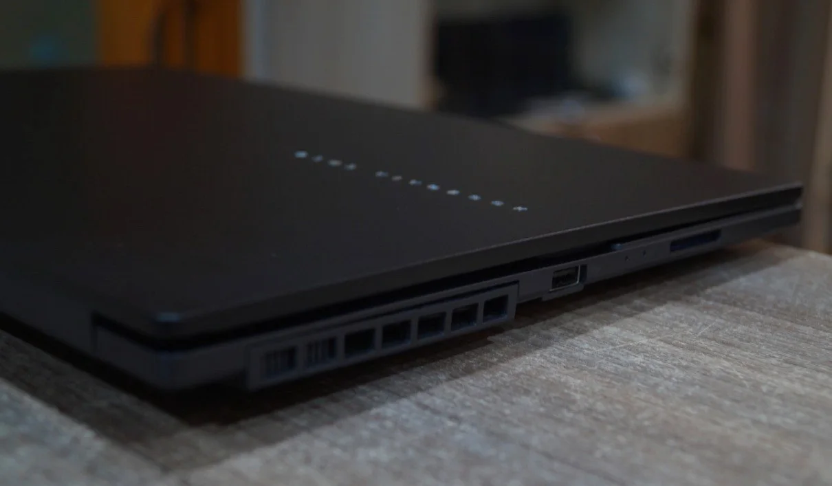 Ноутбук ASUS VivoBook Pro 15 OLED (N6506MU) Б/У preview 4