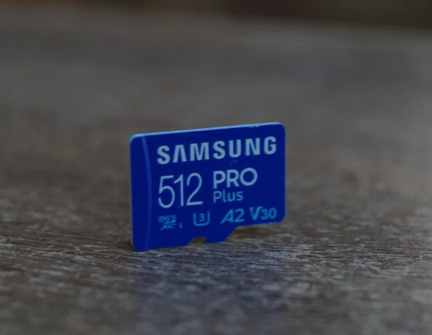 Карта пам'яті Samsung PRO Plus microSDXC 512GB Class 10 UHS-I U3 V30 A2 1