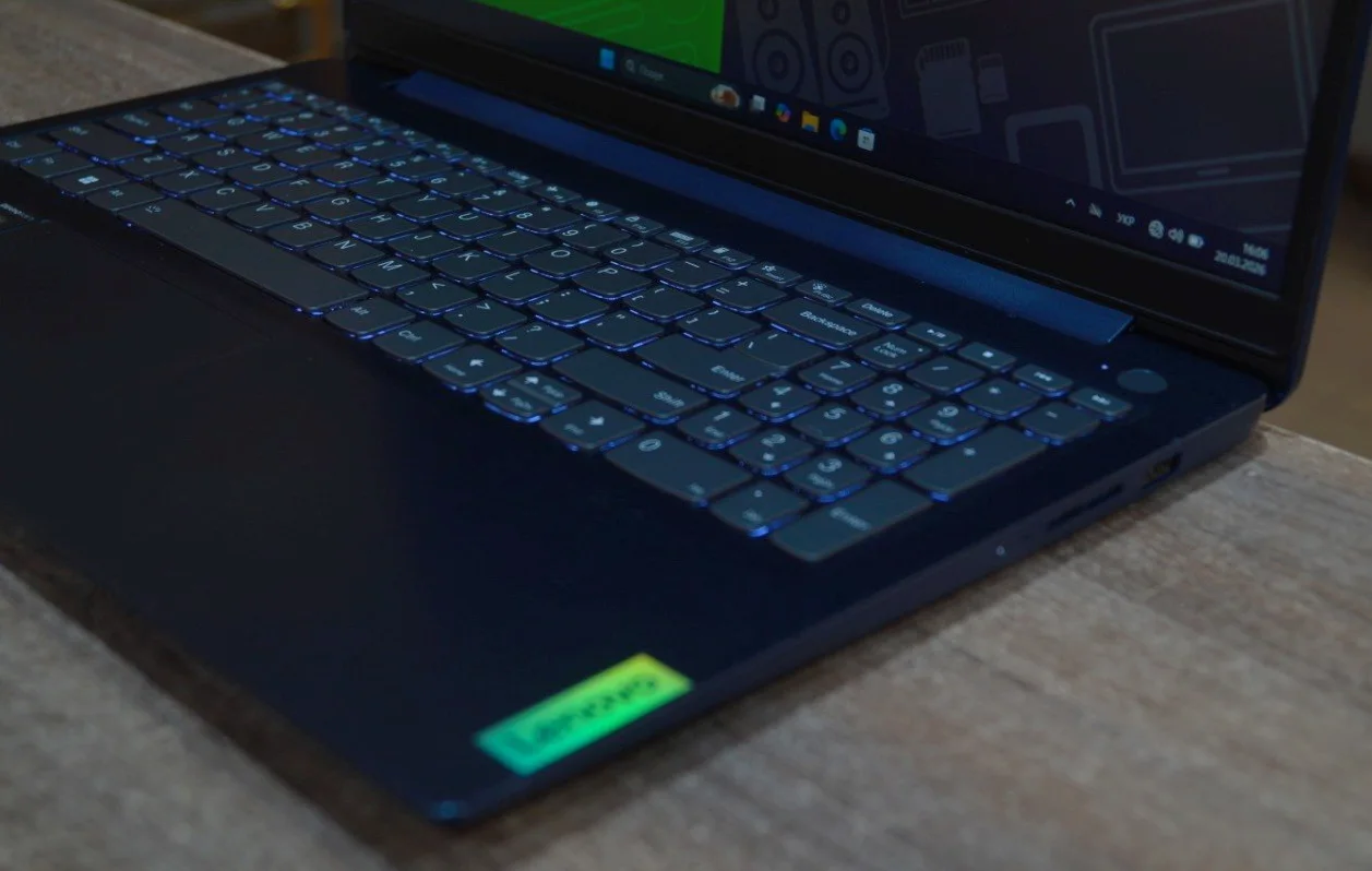 Ноутбук Lenovo IdeaPad 3 15IAU7 Б/У preview 4