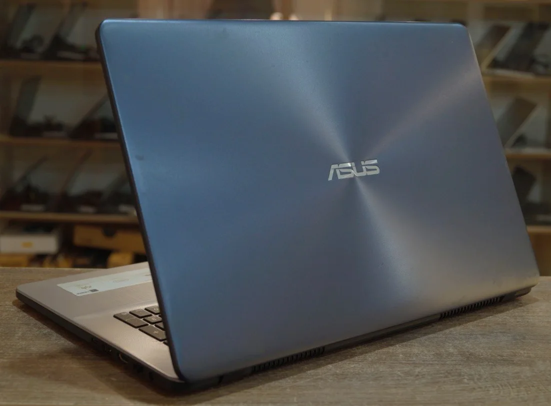 Ноутбук Asus VivoBook X705MAR Б/У preview 3