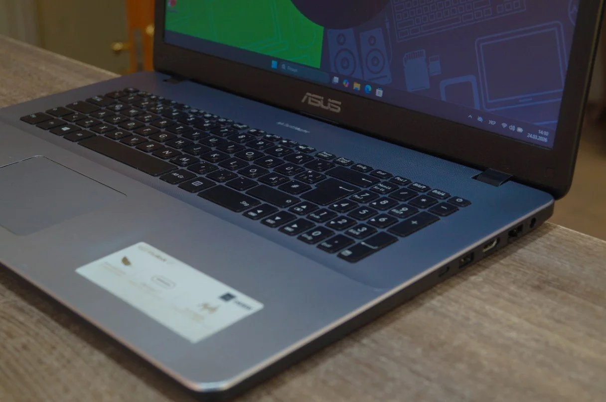 Ноутбук Asus VivoBook X705MAR Б/У preview 6