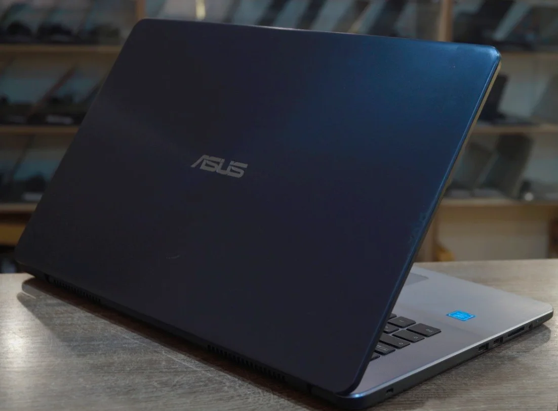Ноутбук Asus VivoBook X705MAR Б/У preview 2