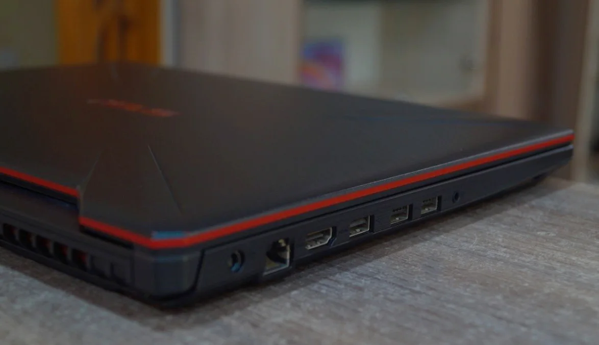 Ноутбук Asus TUF Gaming FX505DY Б/У preview 4