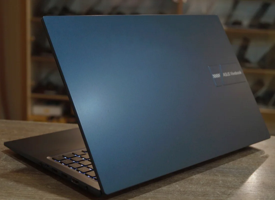 Ноутбук Asus VivoBook M1502QA Б/У preview 3