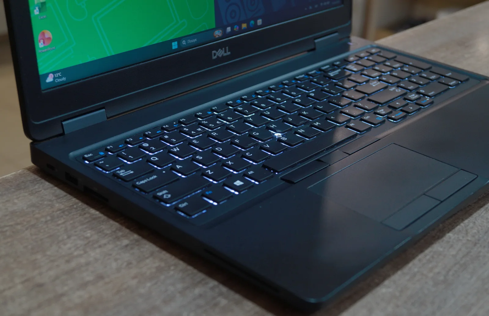 Ноутбук Dell Latitude 5590 Б/У preview 2