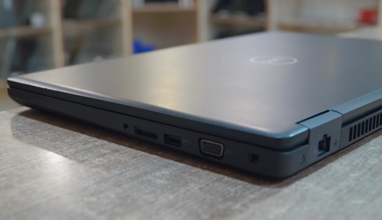 Ноутбук Dell Latitude 5590 Б/У preview 6