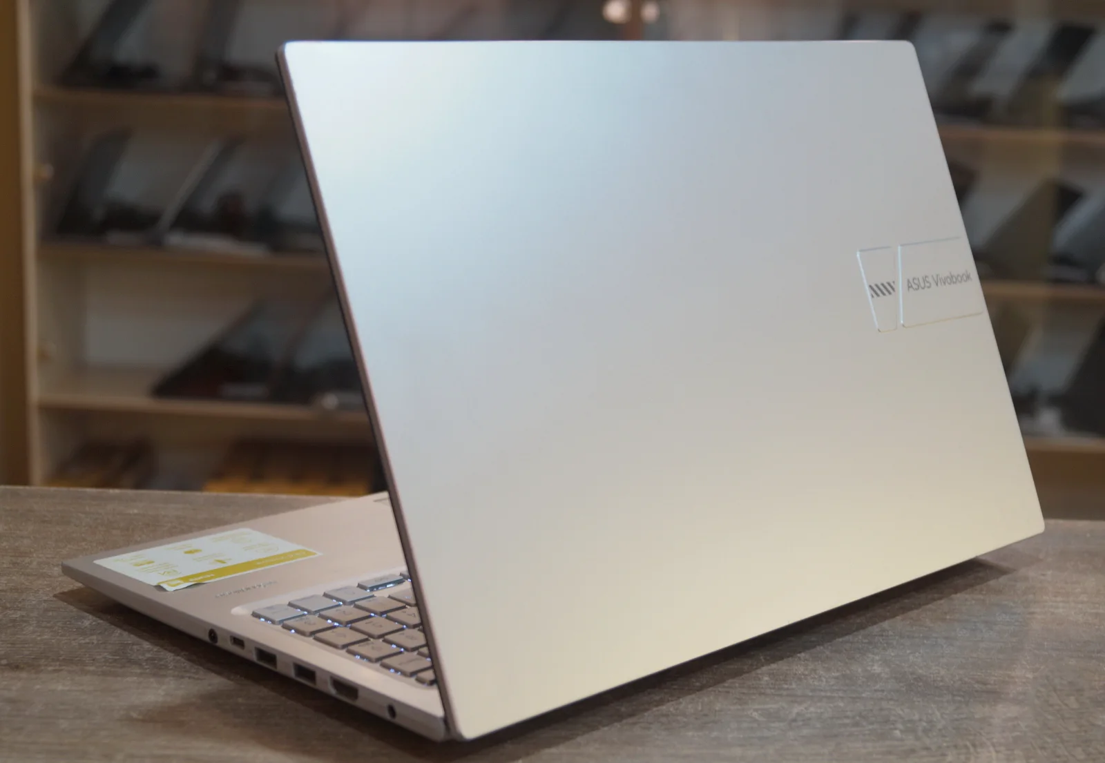 Ноутбук Asus VivoBook M1502QA Б/У preview 5