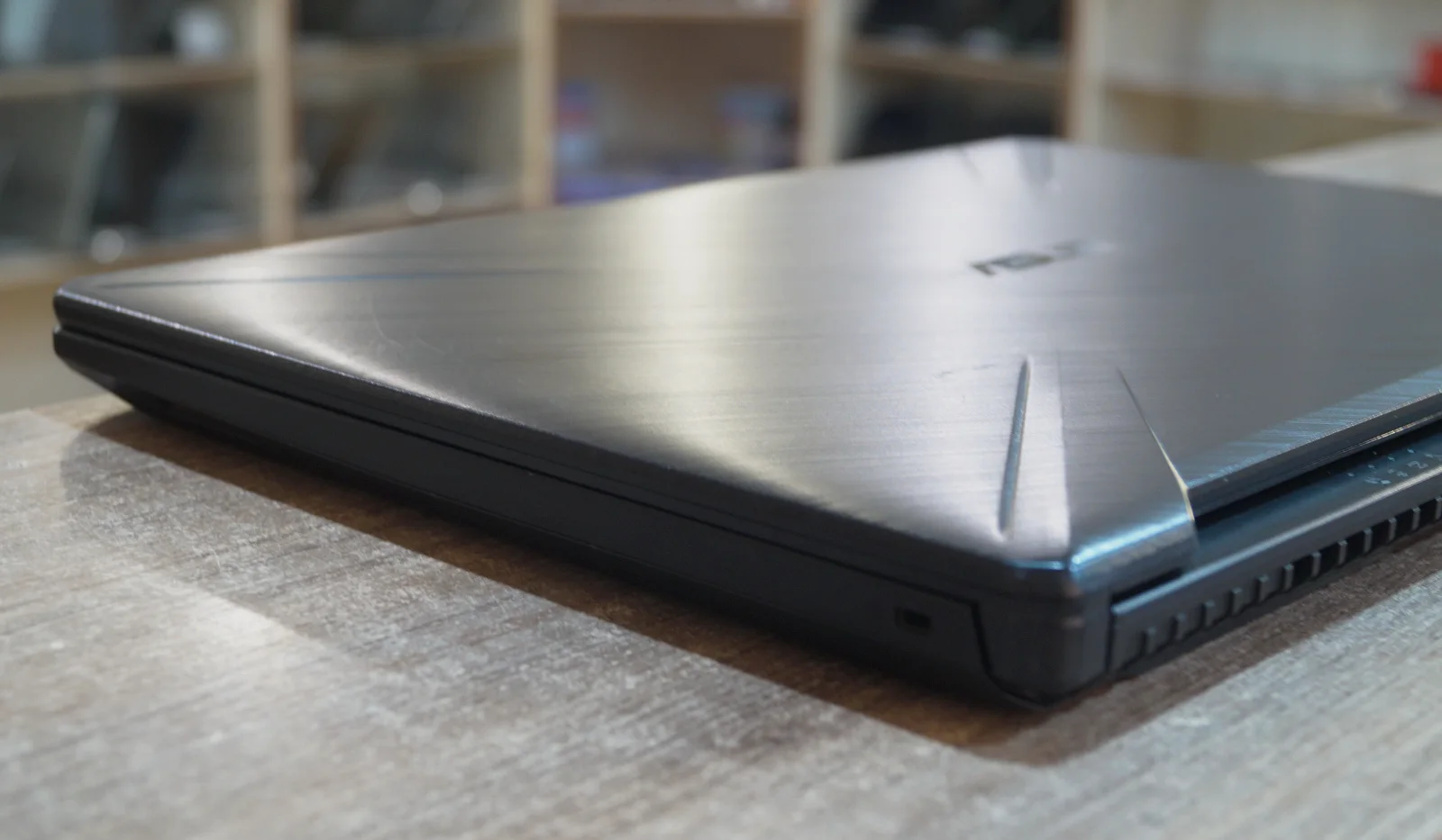 Ноутбук Asus TUF Gaming FX705DT Б/У preview 6