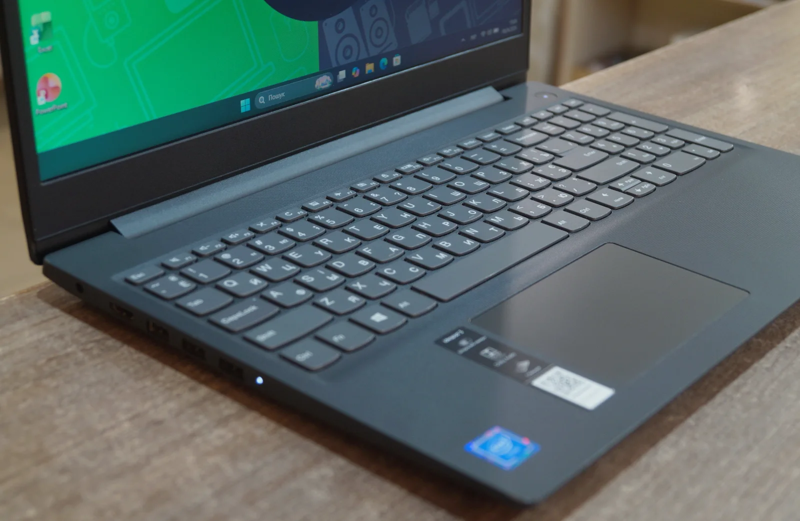 Ноутбук Lenovo IdeaPad 3 15IGL05 Б/У preview 2