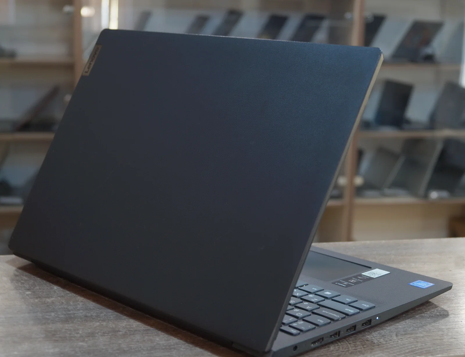 Ноутбук Lenovo IdeaPad 3 15IGL05 Б/У preview 4