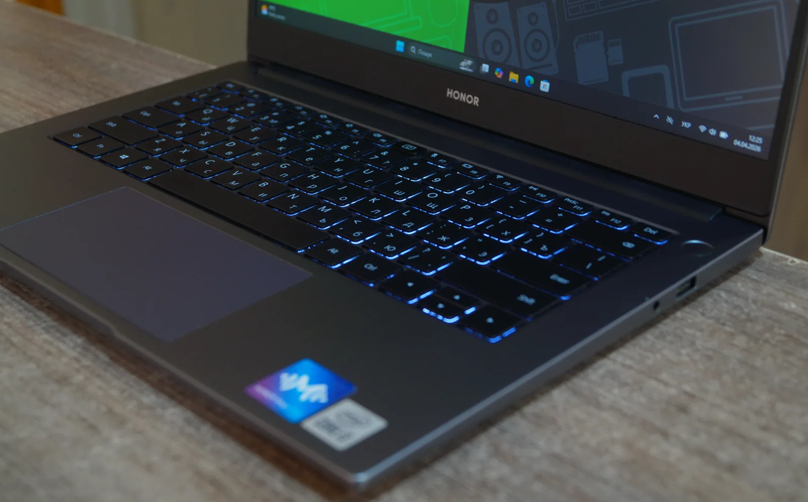 Ноутбук HONOR MagicBook X 14 Б/У preview 3