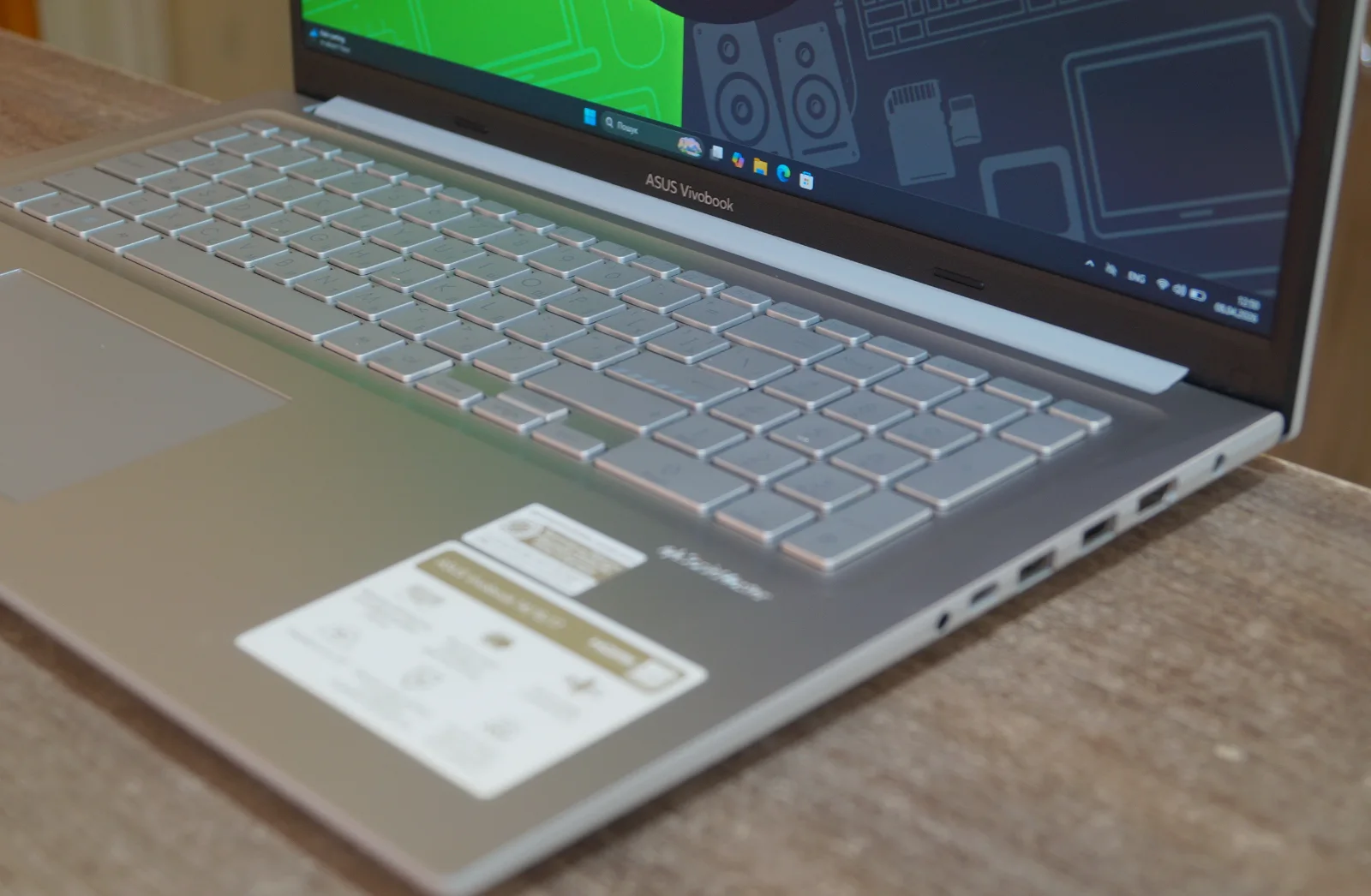 Ноутбук Asus VivoBook 17 X1700ZA Б/У preview 3